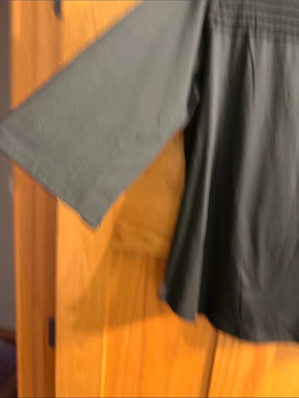 Black Women's Pintuck Front 3/4 Sleeve Top - Picture 3 of 4